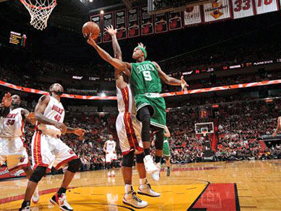 nba湖人vs快船直播免费在线观看_nba湖人vs快船无插件直播/云雀直播